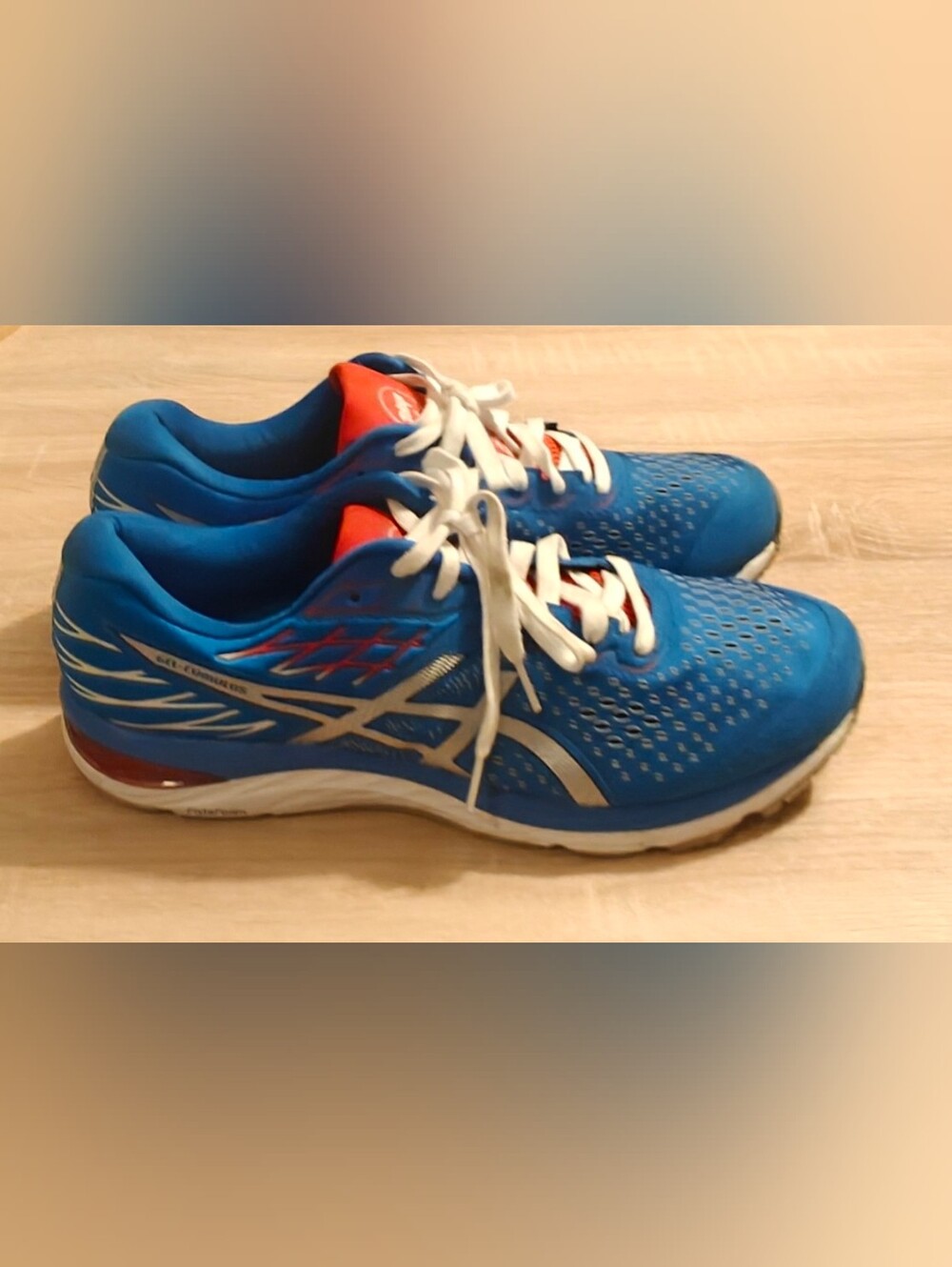 ASICS GEL-CUMULUS 21 Tokyo Men's Size 12 Running Shoes Limited Edition